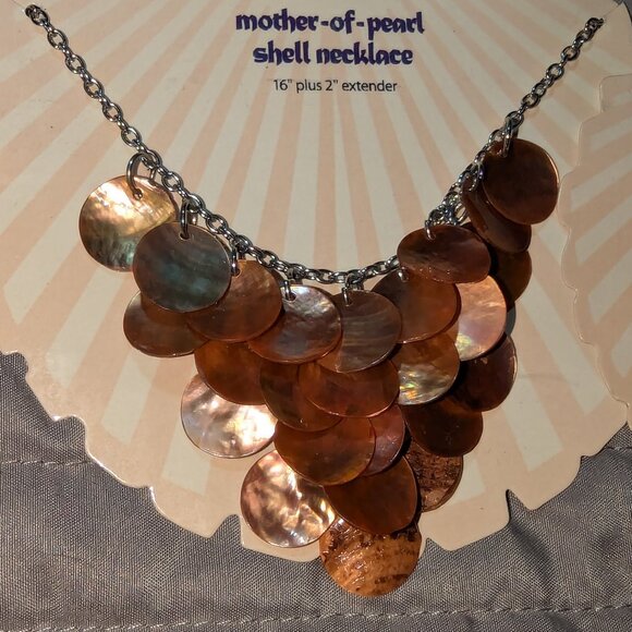 SK Neptunes Treasures Mother of Pearl Shell Necklace & Earrings Set  6622 - Picture 2 of 4